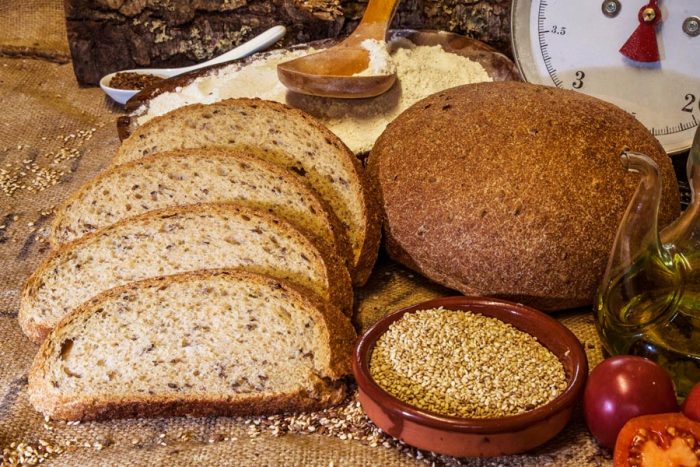Spelt rustic bread without sesame seeds